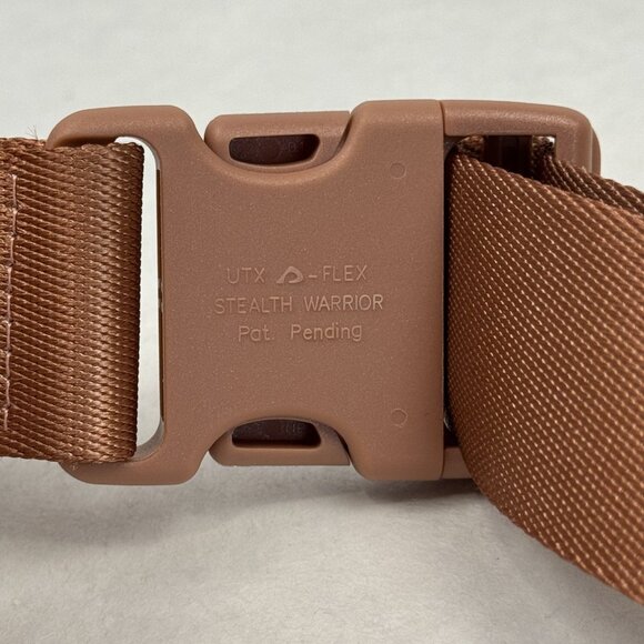 Lululemon Everywhere Belt Bag 1L Crossbody Fanny Pack Coral Pink Pastel One Size - Picture 9 of 12